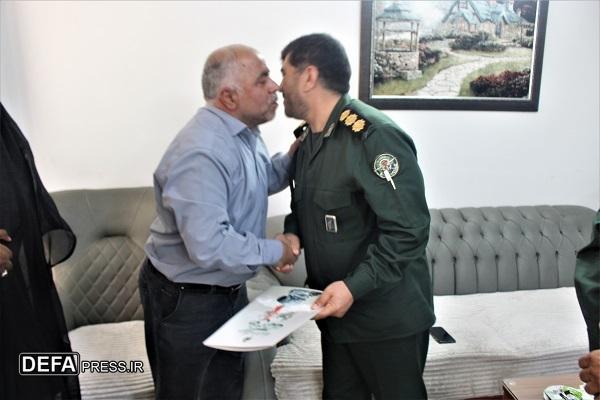 تجلیل مدیرکل حفظ آثار دفاع مقدس قم از آزاده سرافراز «عباس کلیایی»