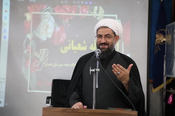 نسل جوان در خط مقدم مقابله با دشمن قرار دارد