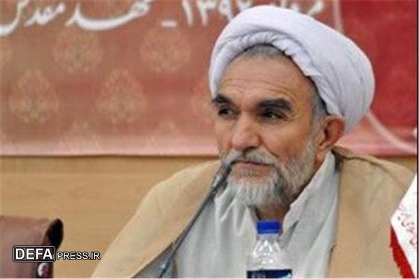 نماز باید به‌عنوان رفتار تربیتی و اجتماعی مورد توجه قرار گیرد، نه عبادتی فردی