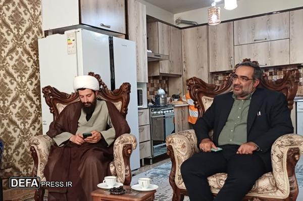 دیدار امام جمعه کرج با خانواده شهدای حملات صهیونیستی در فردیس+تصاویر