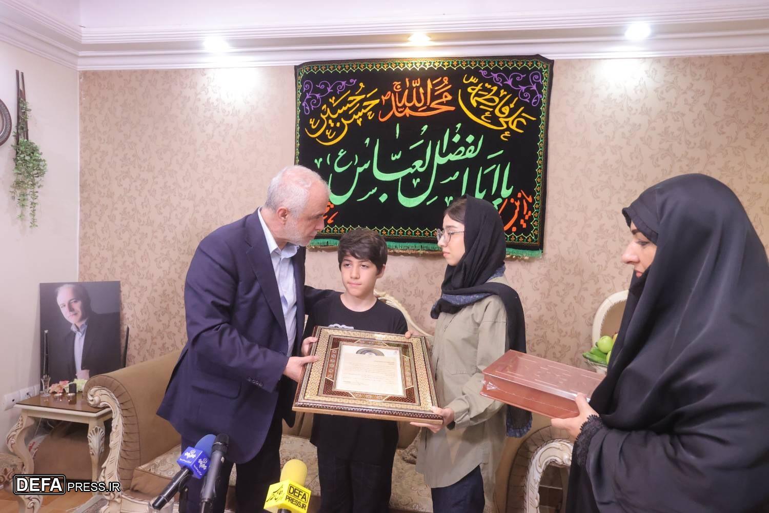 اوحدی: شهدا حافظان اصلی نظام هستند / بالاخره امیررضا به مشهد رسید