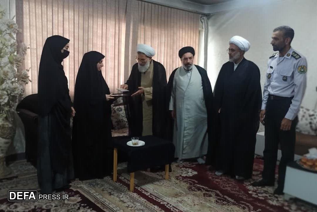 حجت الاسلام محمدحسنی: خانواده‌های معزز شهدا و ایثارگران نماد شاخص استکبار ستیزی، صبر و مقاومت در برابر دشمن هستند