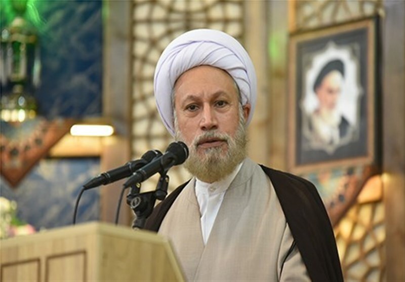 نماز جمعه نقطه تقابل با ظلم و نماد بصیرت امت اسلامی است