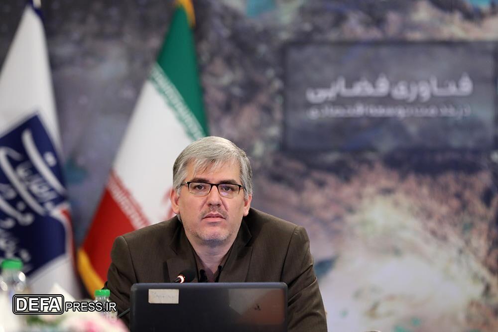 سالاریه: ماهواره «ناهید۳» در دست ساخت است/فراهم شدن امکان ارتباطات پهن باند برای ایران