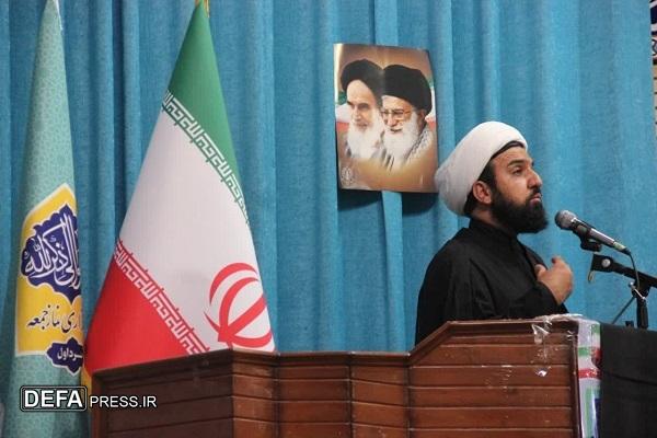 نماز جمعه کانونی برای ترویج فرهنگ دین مبین اسلام است