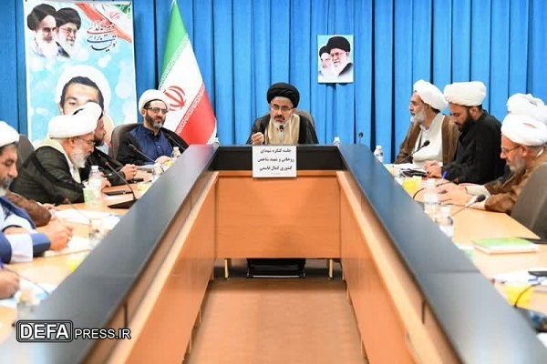 حجت الاسلام «قریشی»: کنگره بزرگداشت شهدای روحانی استان آذربایجان غربی برگزار می شود