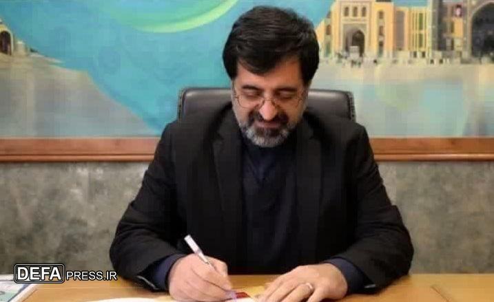 استاندار قم: مسجد قلب تپنده جامعه اسلامی است