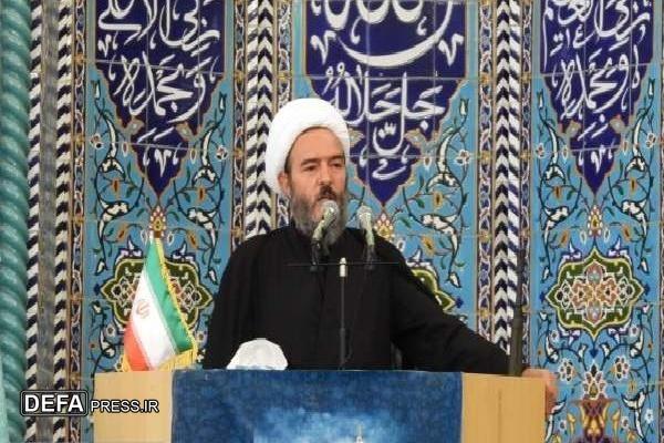 دشمنان اسلام ذرّه‌ای در توطئه علیه مؤمنان کوتاهی نمی‌کنند