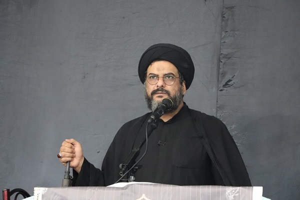 مسجد پایگاهی  برای عبادت، قضاوت و  مشورت است