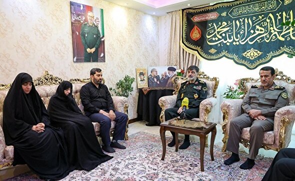 فیلم/ دیدار سردار رادان با خانواده سپهبد شهید شادمانی