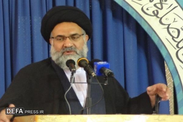پایگاه نماز جمعه دستاورد بزرگ انقلاب و محور همبستگی اجتماعی