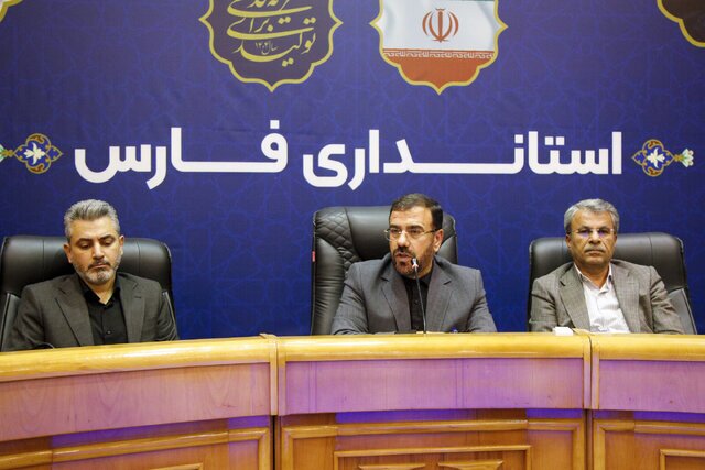 استاندار فارس: سرمایه دفاع ملی را قربانی دو قطبی‌سازی و جناحی‌نگری نکنیم