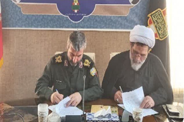 اوقاف و امور خیریه استان و بنیاد حفظ آثار ونشر ارزش های دفاع مقدس و مقاومت استان سمنان تفاهم نامه همکاری امضا کردند