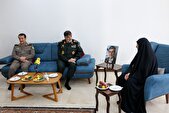 سردار رادان با خانواده شهید عباسی دیدار کرد