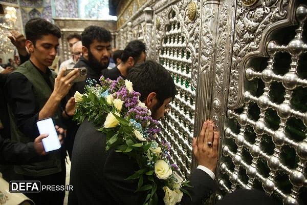 ادای احترام مدال آور المپیاد جهانی فیزیک به مزار سردار شهید حاج رمضان