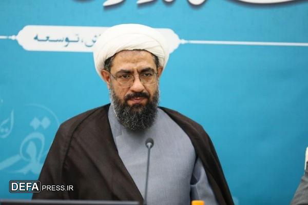جذب مخاطبان جدید در اجلاسیه‌های نماز ضروری است