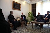اوحدی: دستگاه‌ها متعهد خدمت بی‌منت به خانواده‌های شهدا هستند