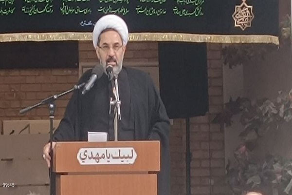 امام جمعه اسلام آباد غرب: دشمنان تلاش دارند نتیجه جنگ را به سود خود مصادره کنند