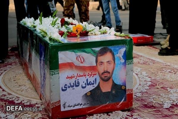سفیر عشق شهید است و ارباب عشق حسین (ع) سفیر عشق شهید است و ارباب عشق حسین (ع)