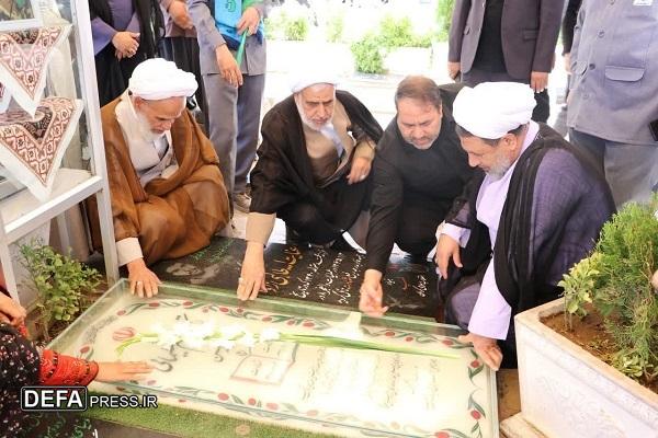 تجدید میثاق با آرمان‌های شهدا و امام جمعه فقید کرمان در سالروز نخستین نماز جمعه انقلاب+تصاویر