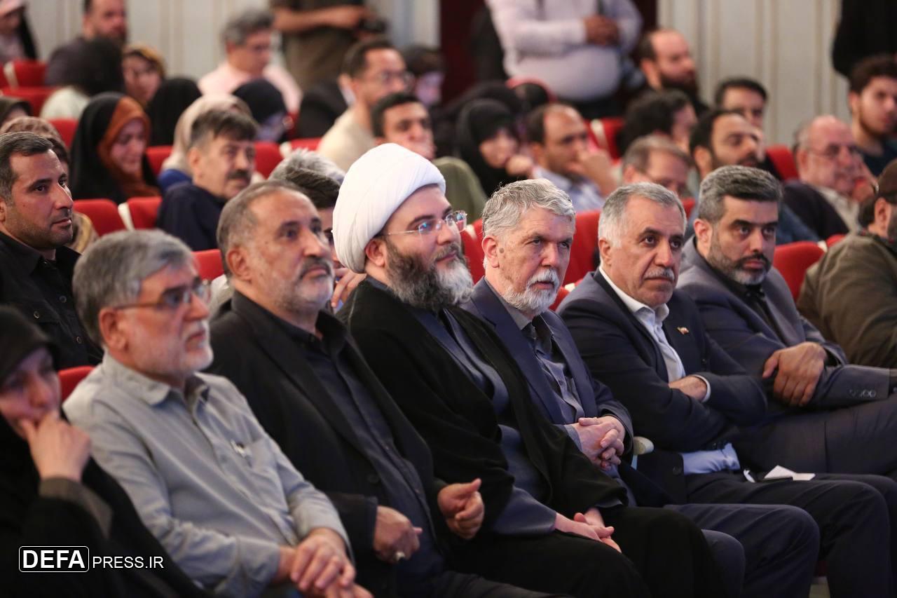 قمی: شعرِ جنگ در همه فرهنگ‌ها نقاط عطف آفریده است