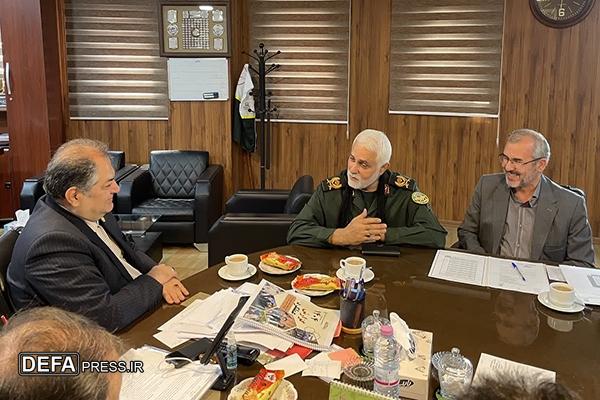 گسترش تعاملات علمی و فرهنگی حوزه دفاع مقدس با دانشگاه علوم پزشکی اهواز