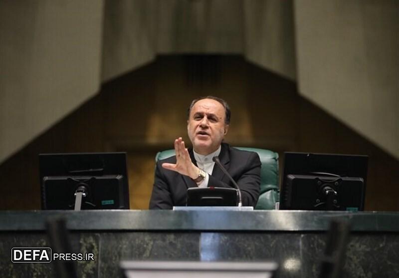 حاجی‌بابایی: طرحی در مجلس برای حل مشکل رانندگان کامیون تهیه شده است