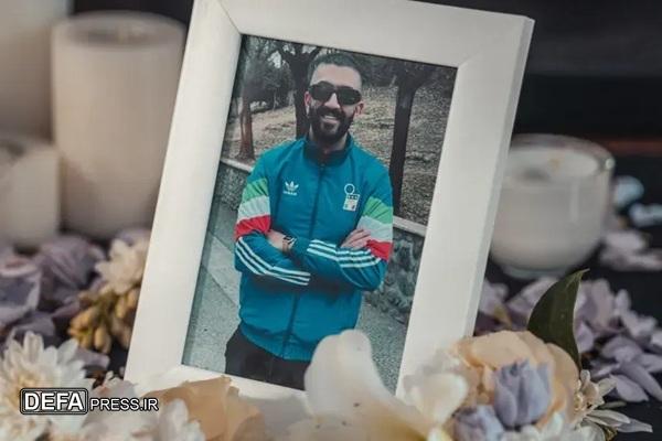 روی قبر من بنویسید پسر ایران