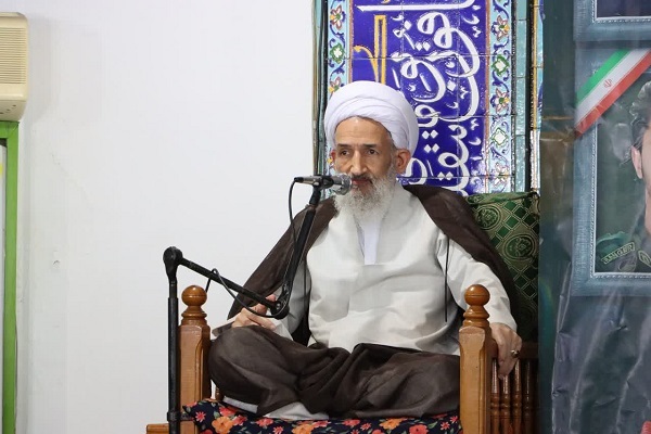 آیت الله محمدی لائینی: ملت ایران هرگز ذلت نمی‌پذیرد