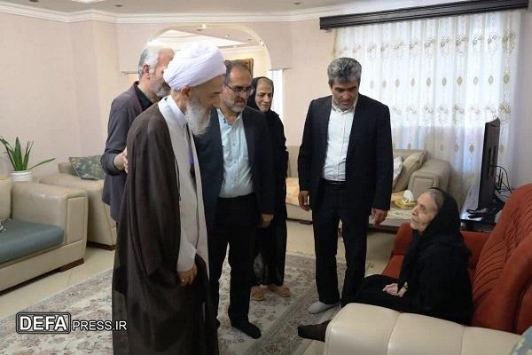 دیدار نماینده ولی فقیه مازندران با خانواده شهید «پارسا شکوهی شورمستی» + تصاویر
