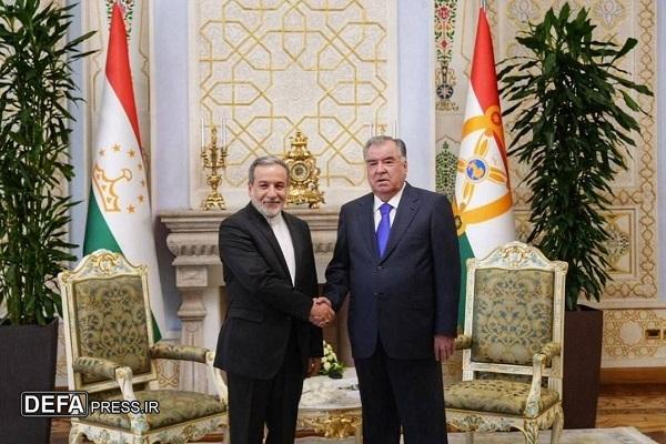 عراقچی با رئیس‌جمهور تاجیکستان دیدار کرد