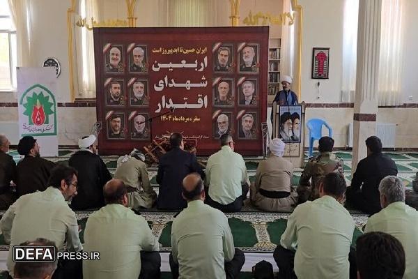 مؤمن حقیقی نه از مرگ می‌هراسد و نه از دشمن بیم دارد