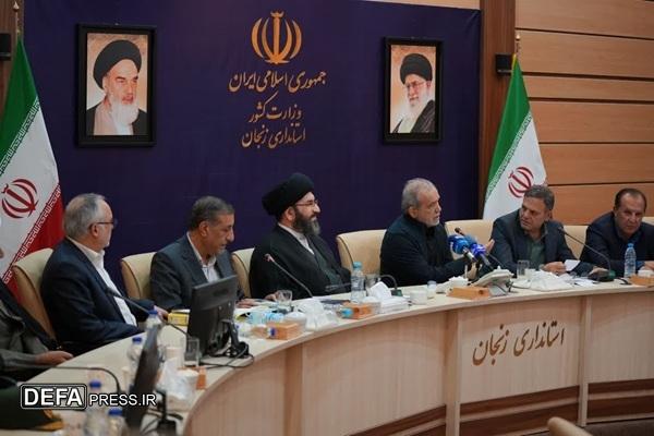 براساس آنچه در توان داریم و مصوبات مجلس شورای اسلامی، برنامه‌های توسعه‌ای را پیش می‌بریم