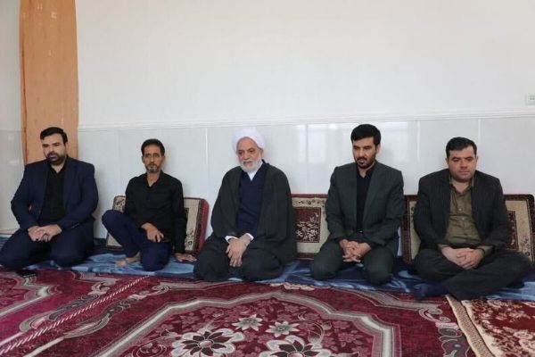 شهدا نماد عزت، ایمان و سرمایه‌ای معنوی برای ملت‌ هستند