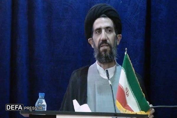 مردم پشتیبان نظام هستند و نظام نیز باید به مردم تکیه کند