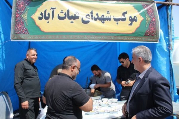 میزبانی از دلدادگان امام رضا(ع) با برپایی موکب‌ در گرمسار