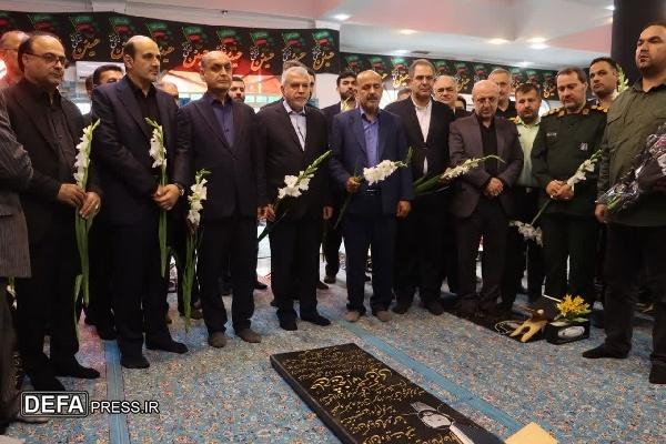 ادای احترام وزیر میراث فرهنگی به شهدای لاهیجان
