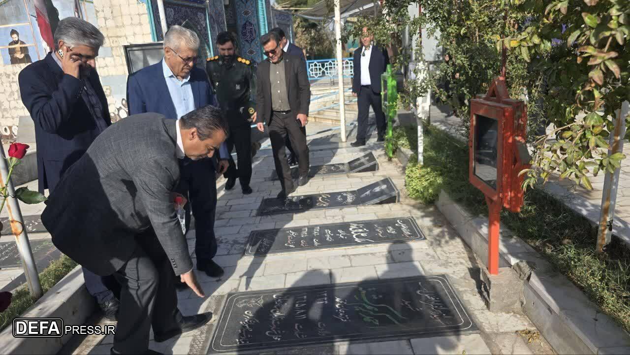 آغاز هفته تعاون در سیستان و بلوچستان با تجدید میثاق با شهدا