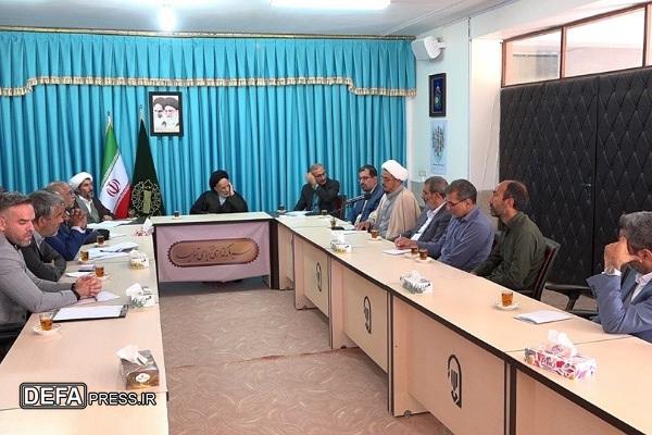خدمت به مردم باید با تمام توان انجام شود