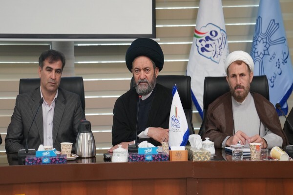 آیت الله عاملی: باید پابه‌پای تحولات علمی دنیا حرکت کنیم