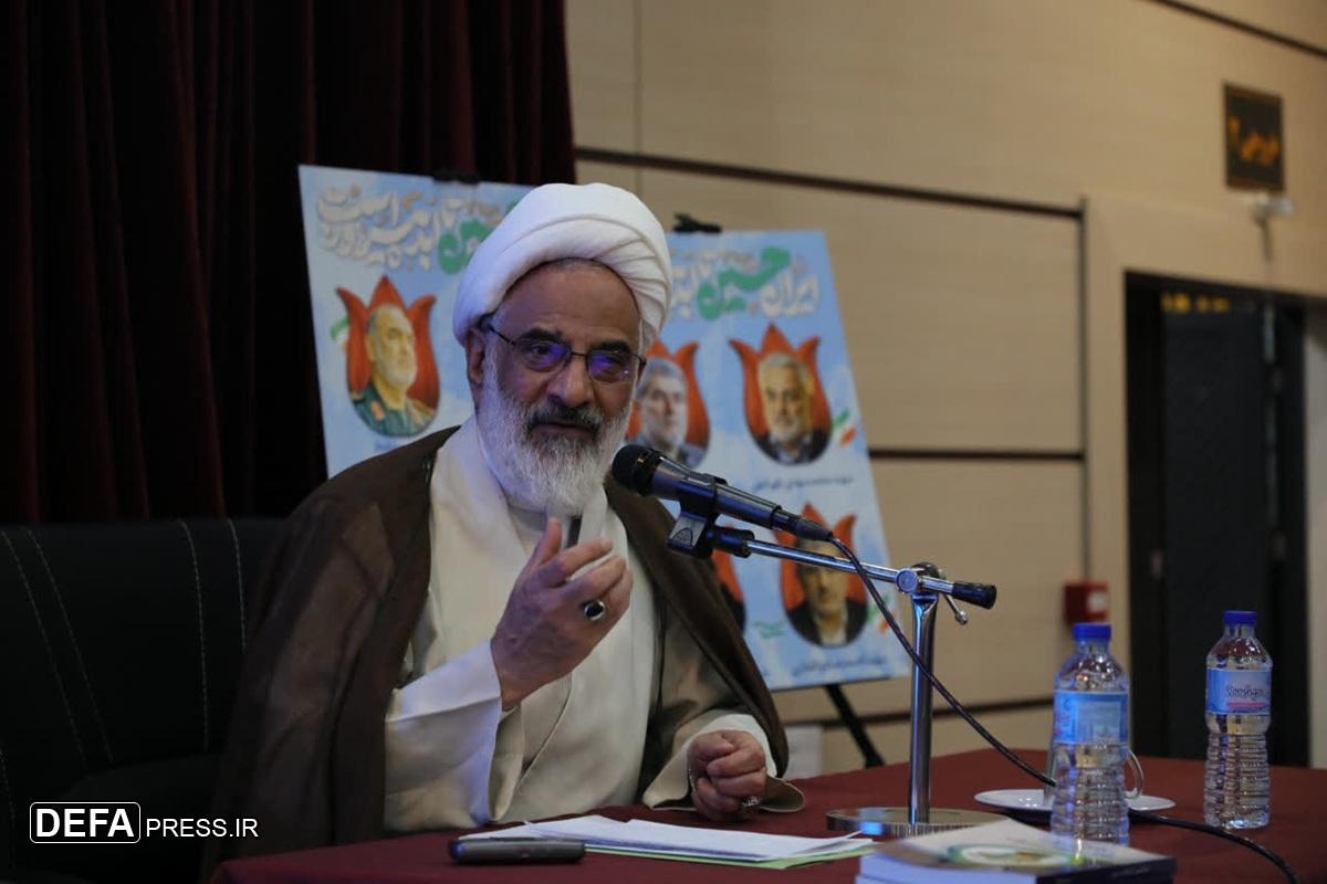 حاجی صادقی: ولایت فقیه ستون استواریست که کشور را در بحران‌ها حفظ کرد