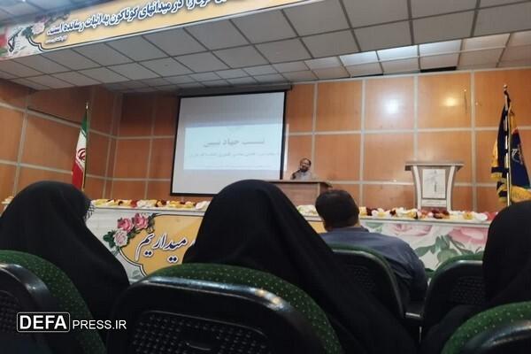 ملت ایران سربازان جبهه جنگ شناختی هستند