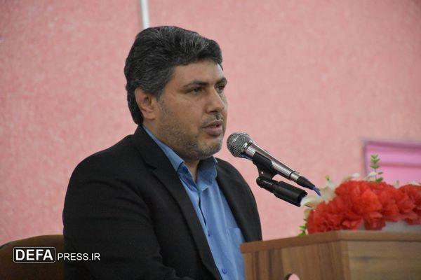 پابرجایی روی اصول از مصادیق وحدت است
