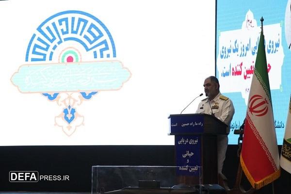 دریادار ایرانی: آموزش یگانی قلب تپنده توان رزمی هر یگان نظامی است