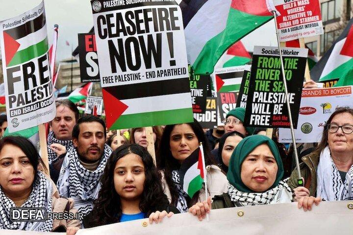بازداشت ۴۰۰ نفر در تظاهرات لندن به دلیل حمایت از فلسطین