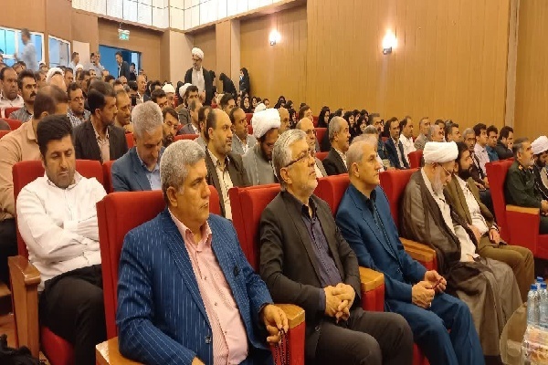 تصاویر/ همایش استانی معتمدین و متنفذین و نخبگان بسیج در سنندج برگزار شد