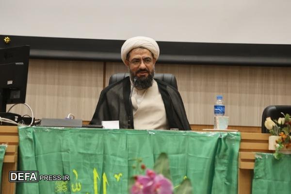 تواضع پیامبر الگویی بی‌نظیر برای زندگی اخلاقی ماست