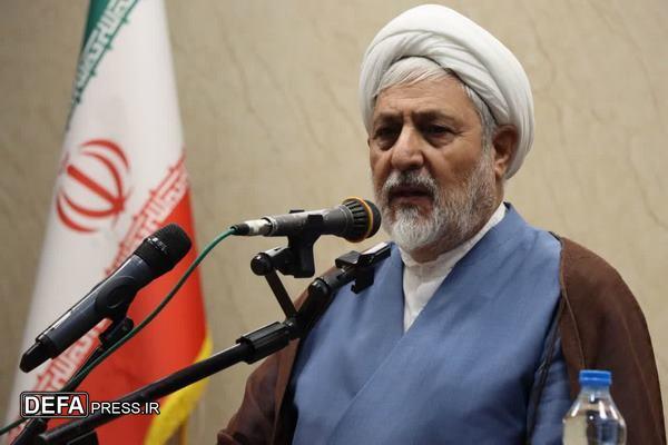 هر کس در این نظام کارشکنی کند، به شبکه نفاق کمک کرده است