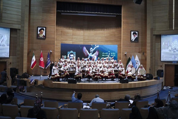 معرفی برگزیدگان سومین جشنواره سرود فجر بسیج خراسان رضوی