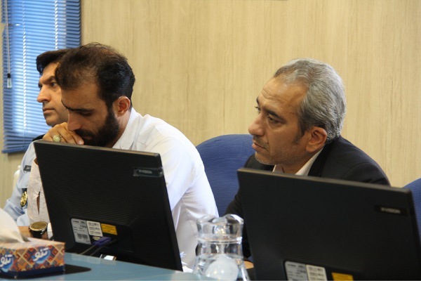 اجرای نمایش خیابانی و نمایشگاه‌های هنری به مناسبت هفته دفاع مقدس در همدان